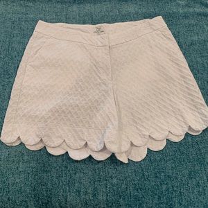 Scalloped Shorts 18W